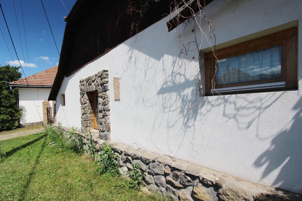 Toldi Vendégház Felsőtold Extérieur photo
